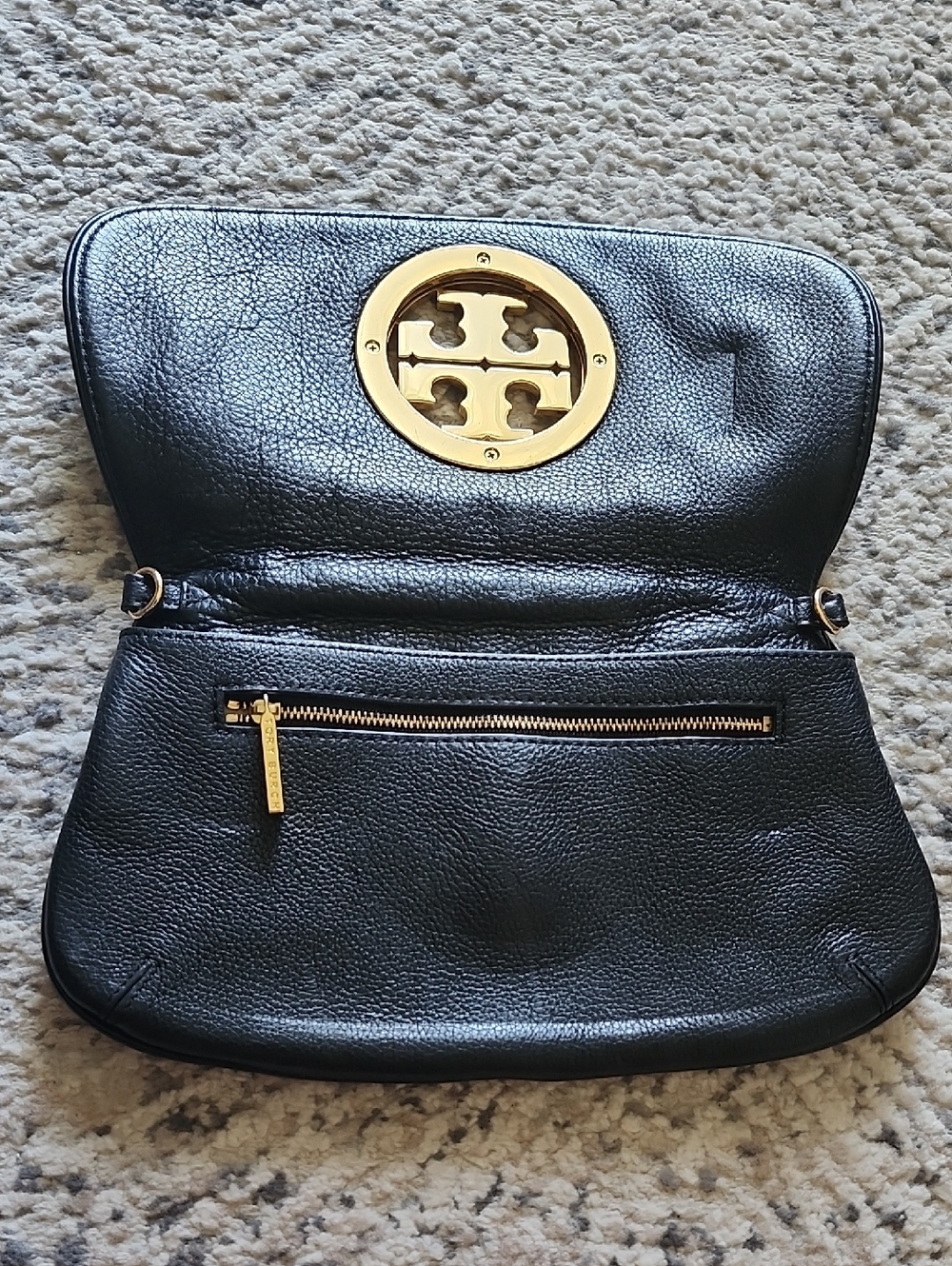 Tory Burch Reva Black Pebbled Leather Crossbody Clutch - Picture 3 of 8
